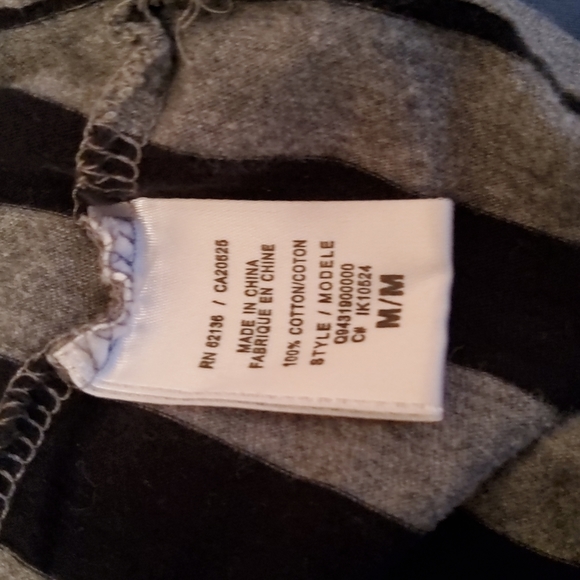 Guess, medium, black and Grey stripes - Picture 6 of 7